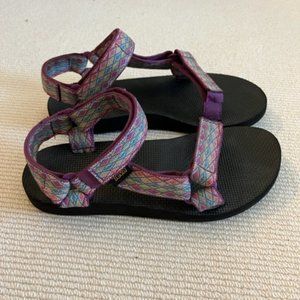 Teva Sandals, Women's Original Universal Purple  Size 7